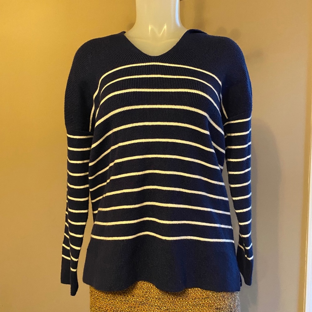 Tahari Lightweight Hoodie Sweater, Blue with White Stripes - Size S (NWT)